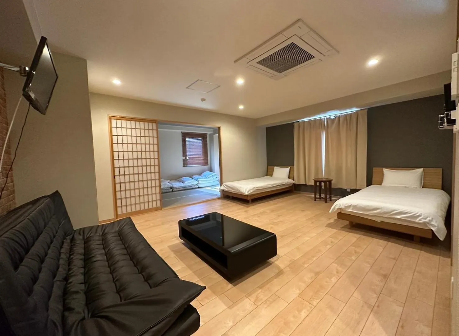 Guest House Shimanouchi 大阪